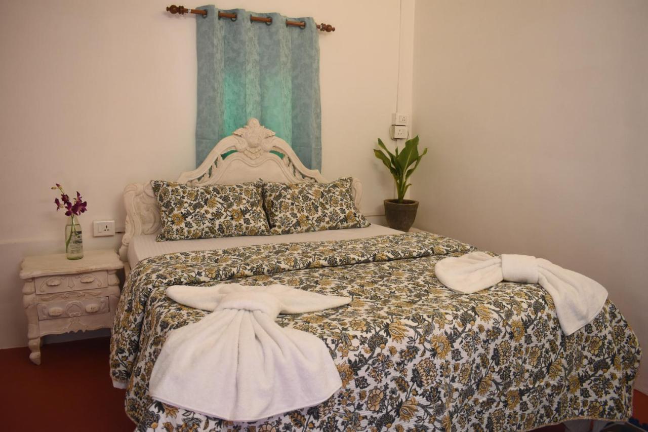 Casa Happy Dervish, 2Mins Away From The Beach 안주나 외부 사진