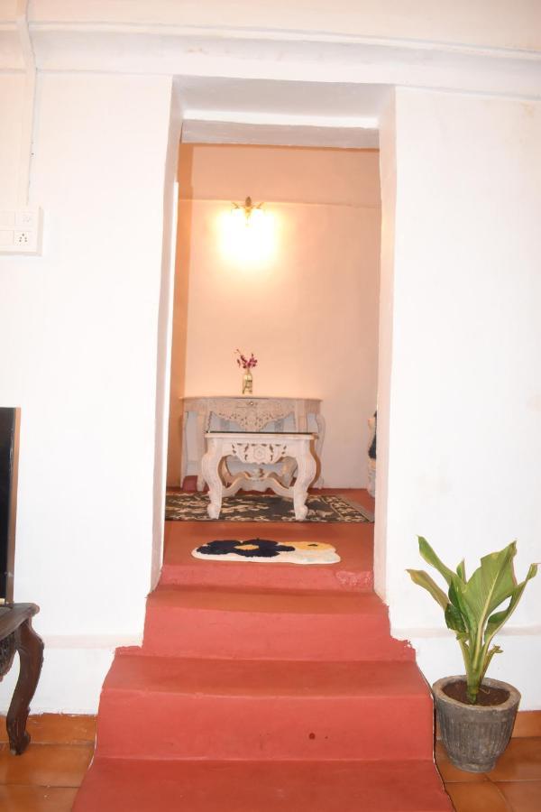 Casa Happy Dervish, 2Mins Away From The Beach 안주나 외부 사진