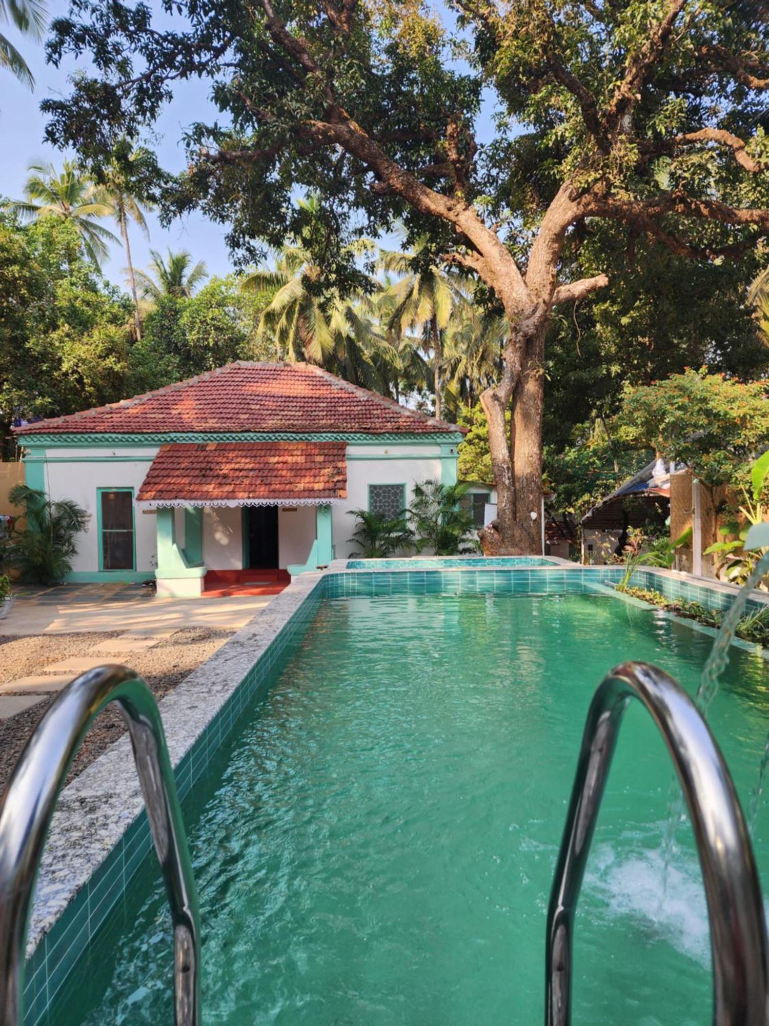 Casa Happy Dervish, 2Mins Away From The Beach 안주나 외부 사진