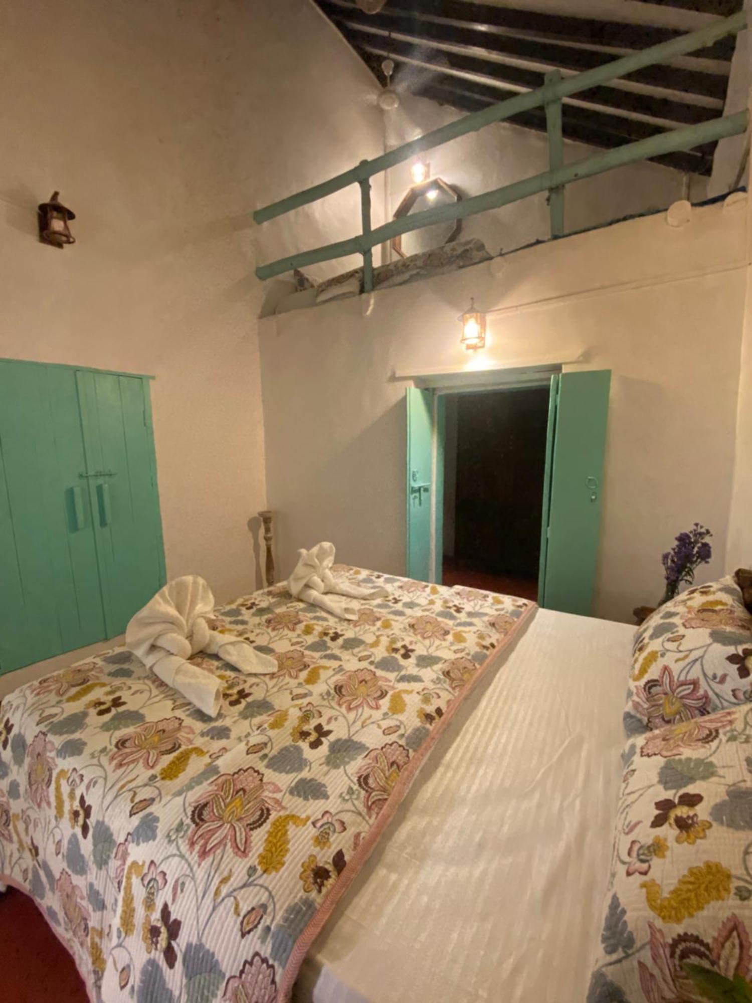 Casa Happy Dervish, 2Mins Away From The Beach 안주나 외부 사진