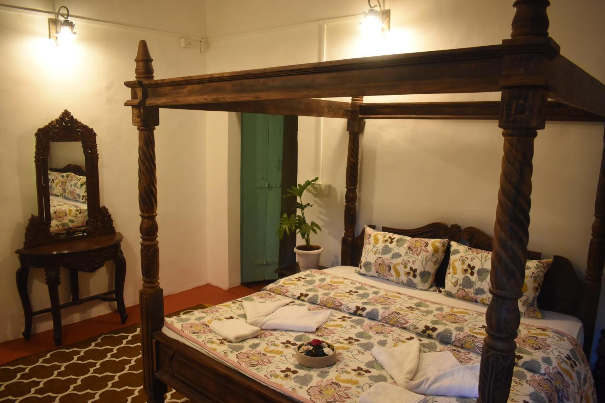 Casa Happy Dervish, 2Mins Away From The Beach 안주나 외부 사진